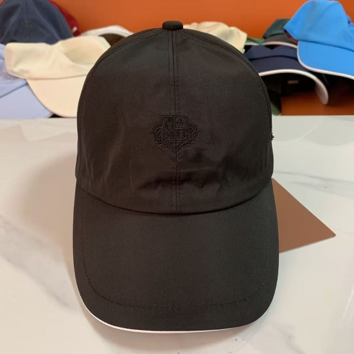 หมวกเบสบอลสีทึบคุณภาพสูงสำหรับ - Baseball Cap Structured บทวิจารณ์และราคา